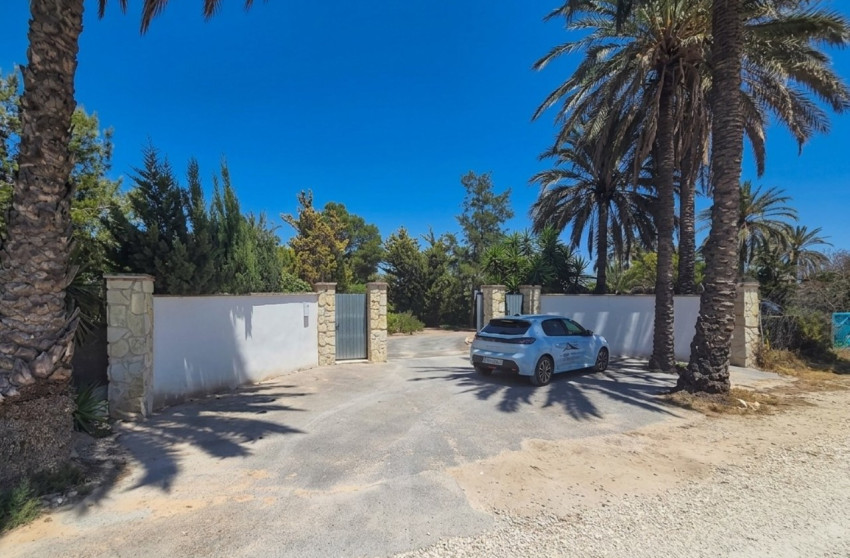 Revente - Villa -
Elche