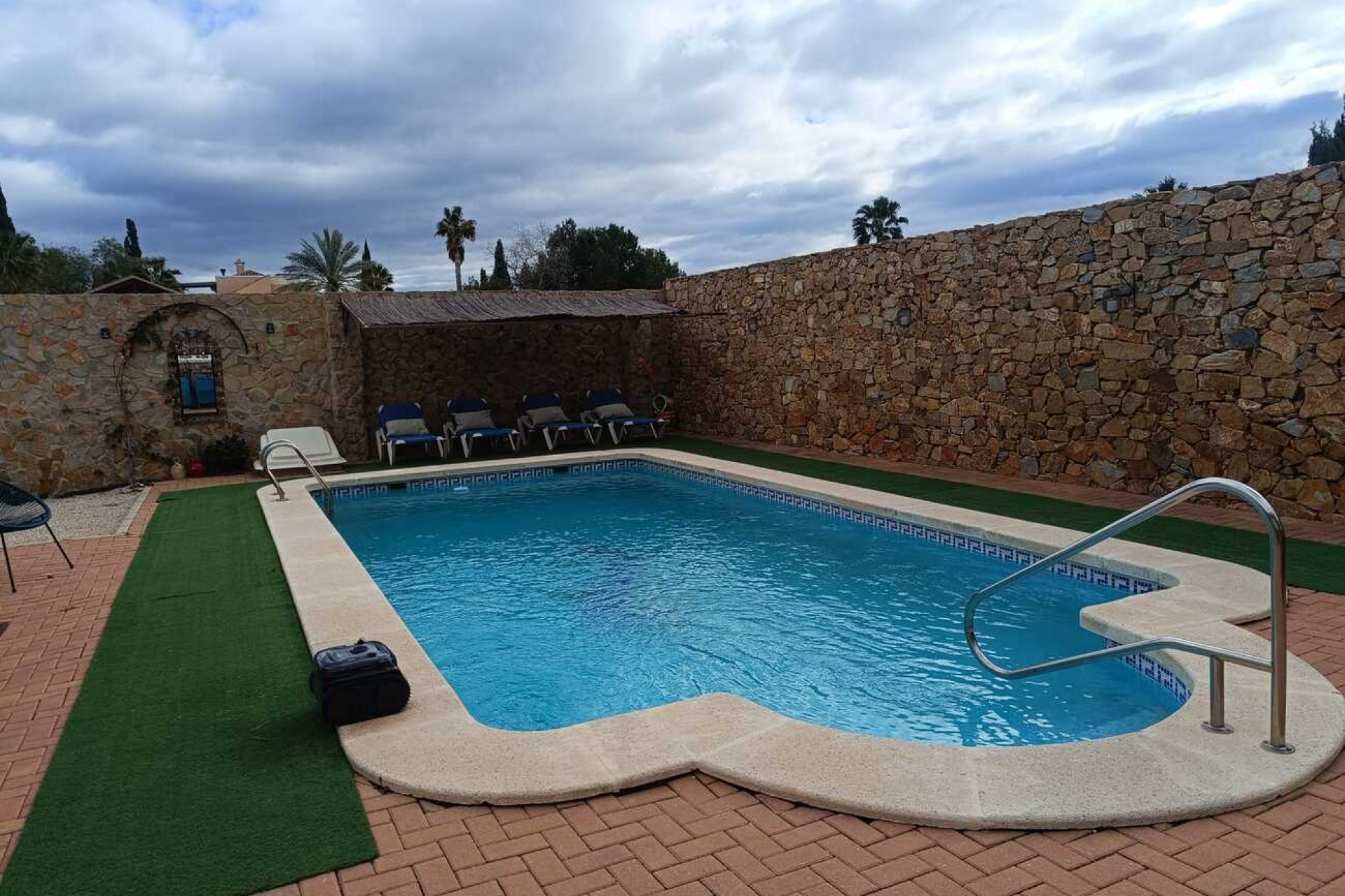 Revente - Villa -
Fortuna - El Reloj