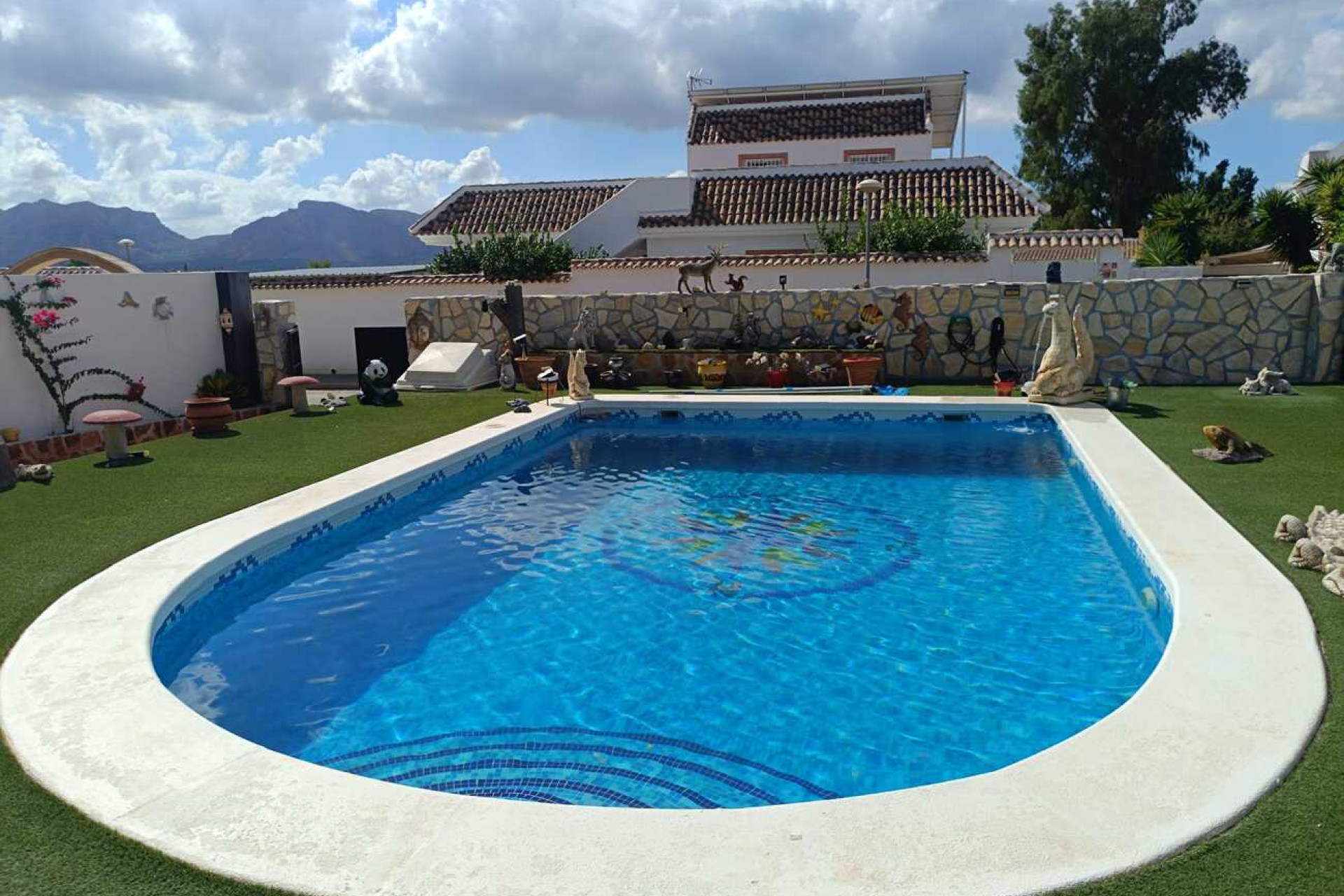 Revente - Villa -
Fortuna - El Reloj