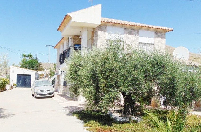 Revente - Villa -
Fortuna - FORTUNA