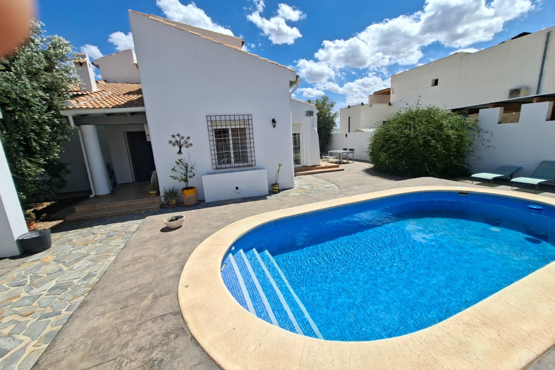 Revente - Villa -
Fortuna - Urbanizacion Las Kalendas