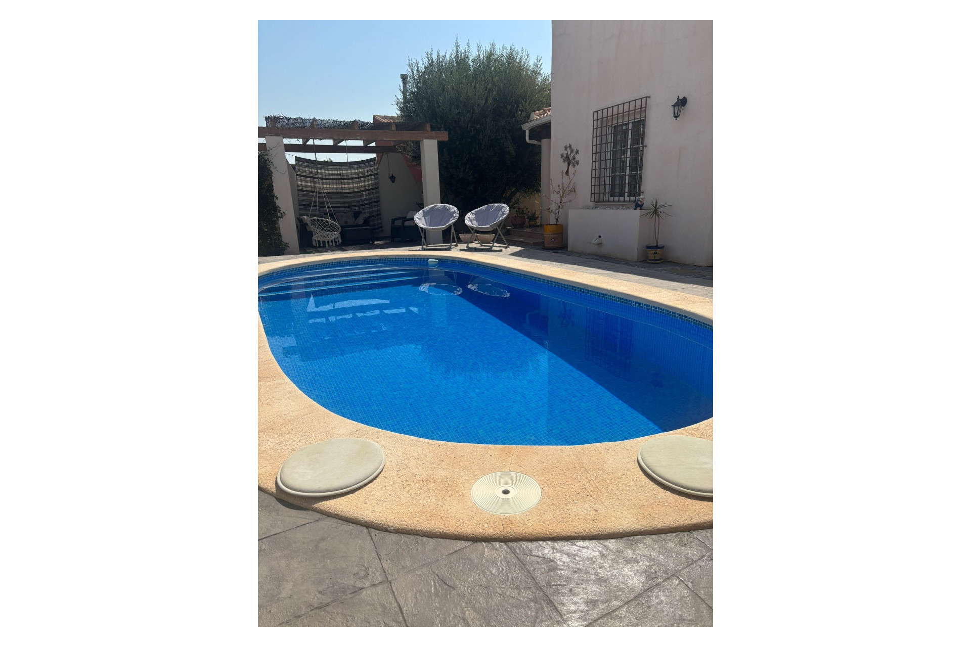 Revente - Villa -
Fortuna - Urbanizacion Las Kalendas