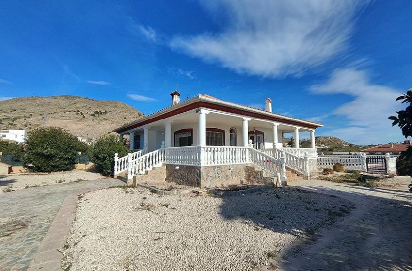 Revente - Villa -
Fortuna