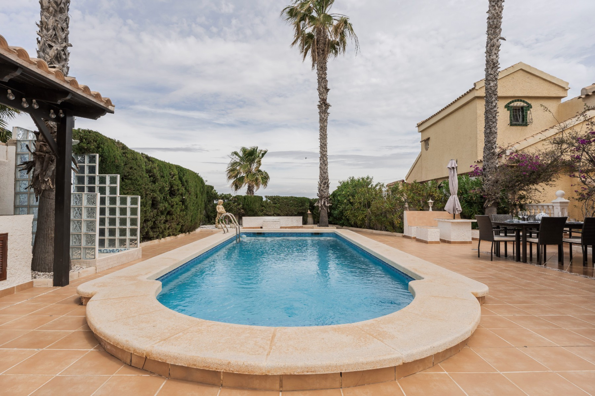 Revente - Villa -
Gran Alacant - Monte y Mar