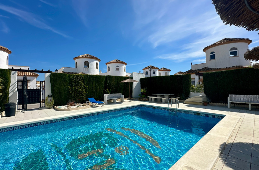 Revente - Villa -
Guardamar del Segura - El Raso