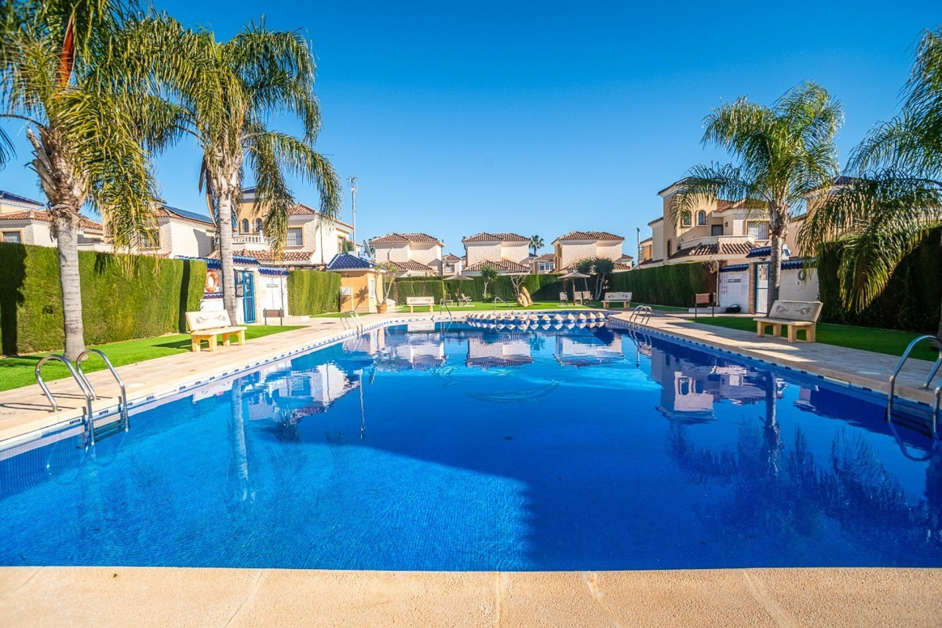 Revente - Villa -
Guardamar del Segura - Guardamar - El Raso