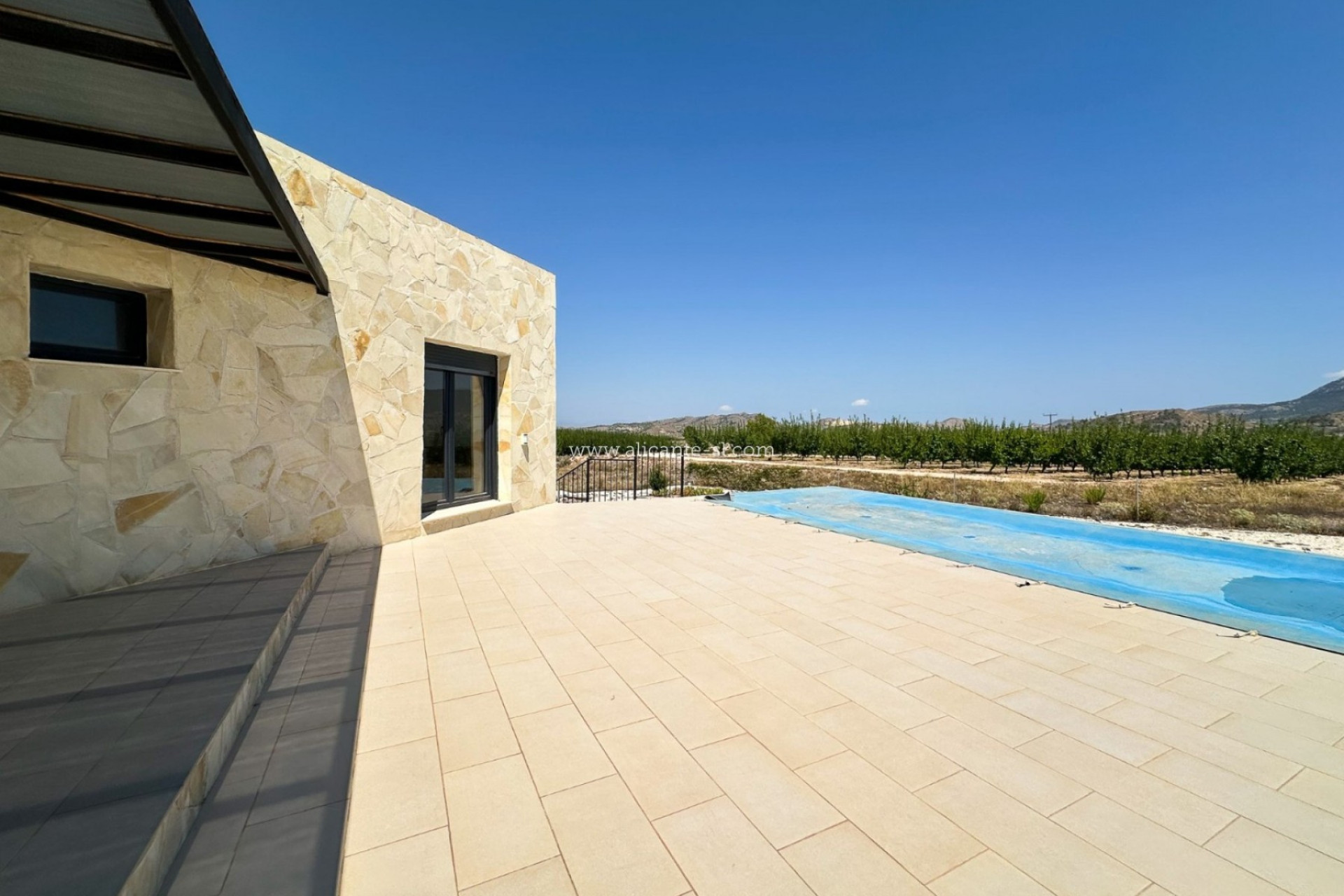 Revente - Villa -
Hondón de las Nieves - HONDON DE LAS NIEVES