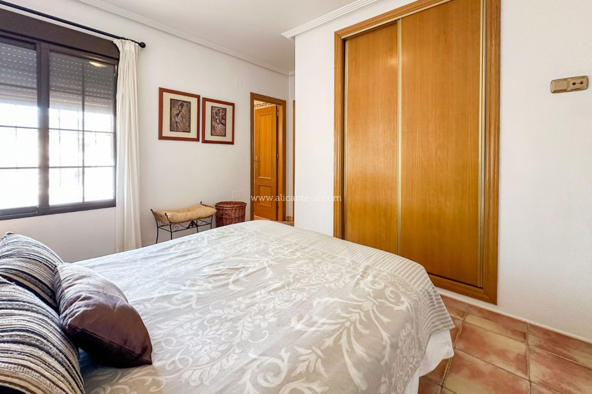 Revente - Villa -
Hondón de las Nieves - HONDON DE LAS NIEVES