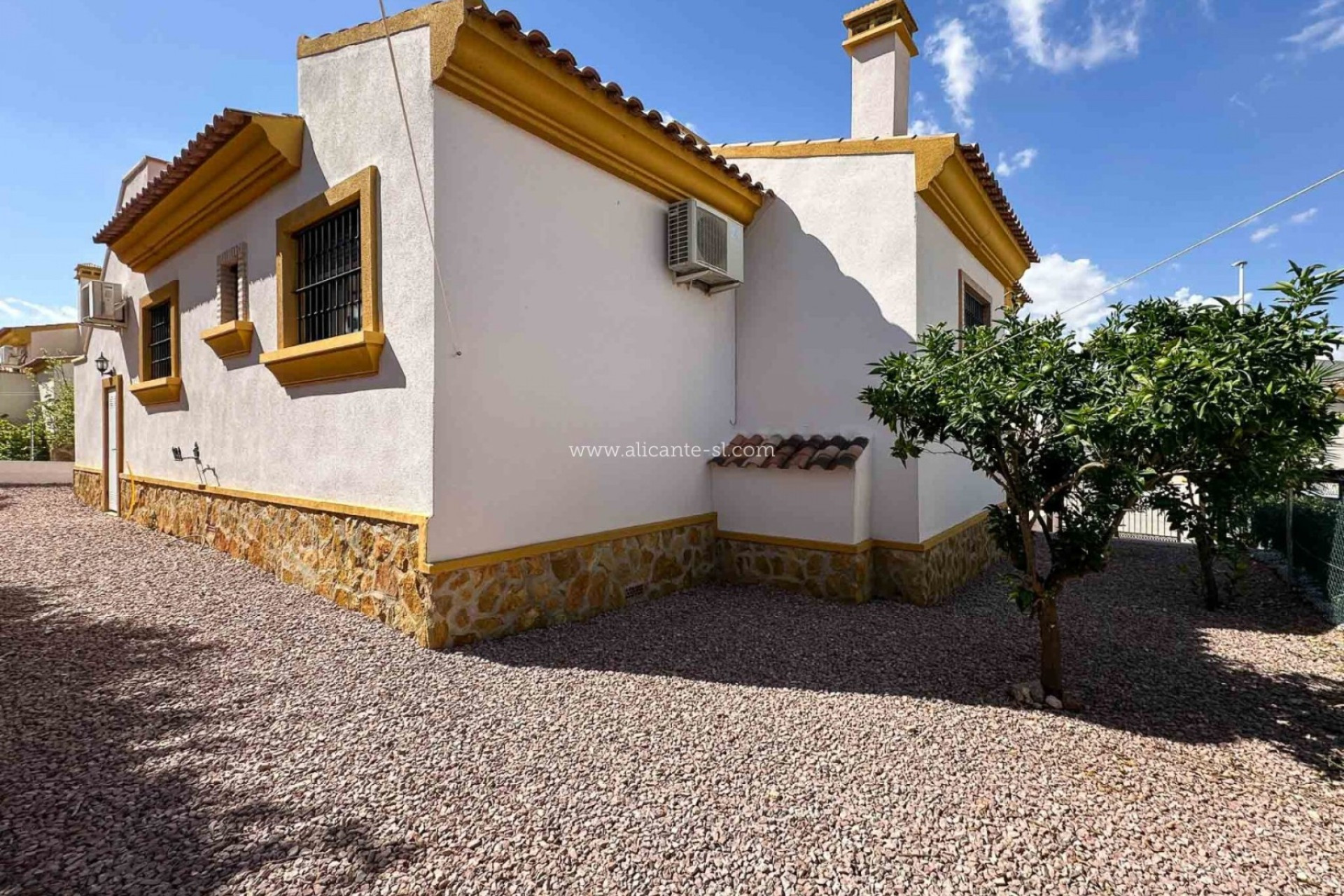 Revente - Villa -
Hondón de las Nieves - HONDON DE LAS NIEVES