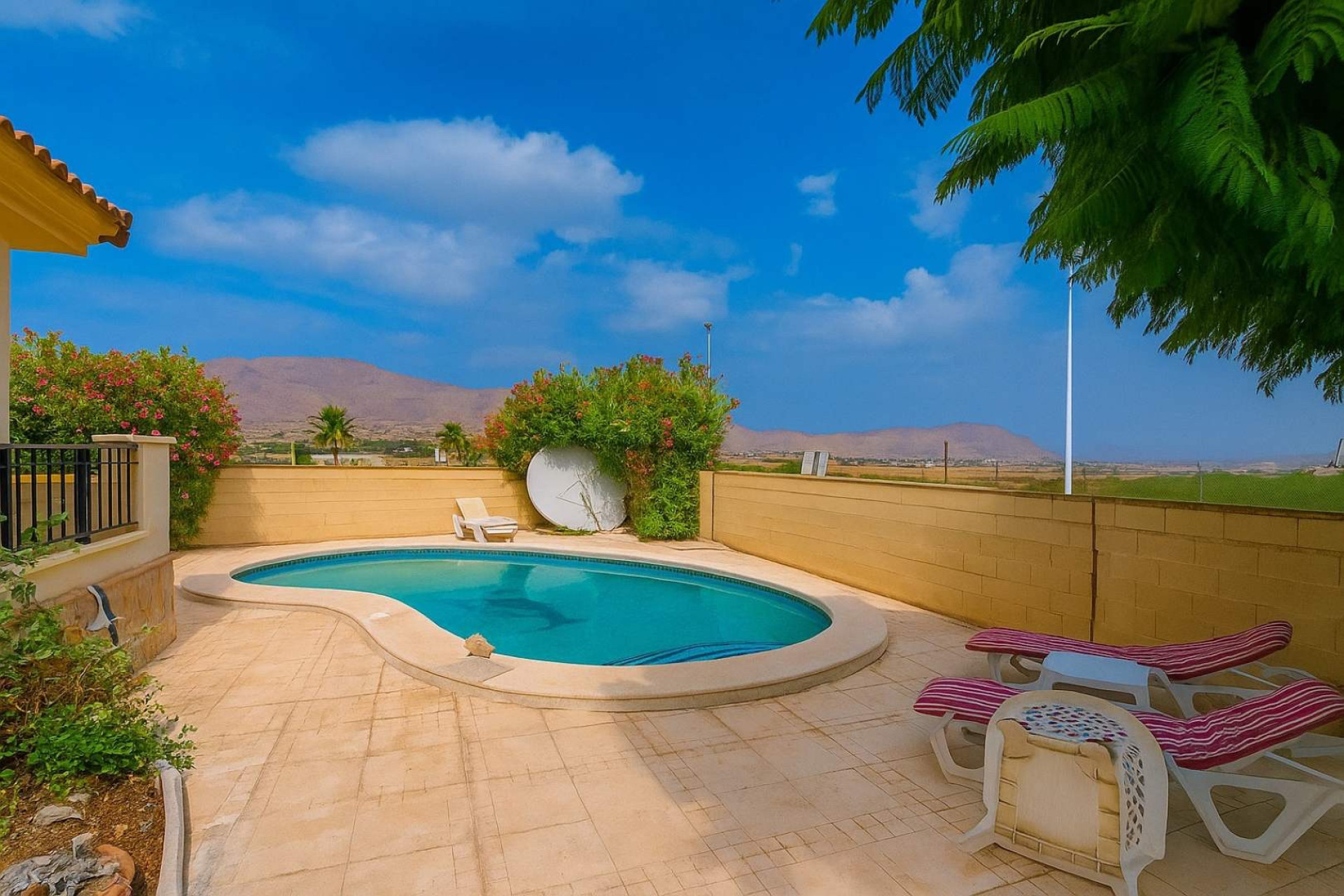 Revente - Villa -
Hondón de las Nieves - HONDON DE LAS NIEVES