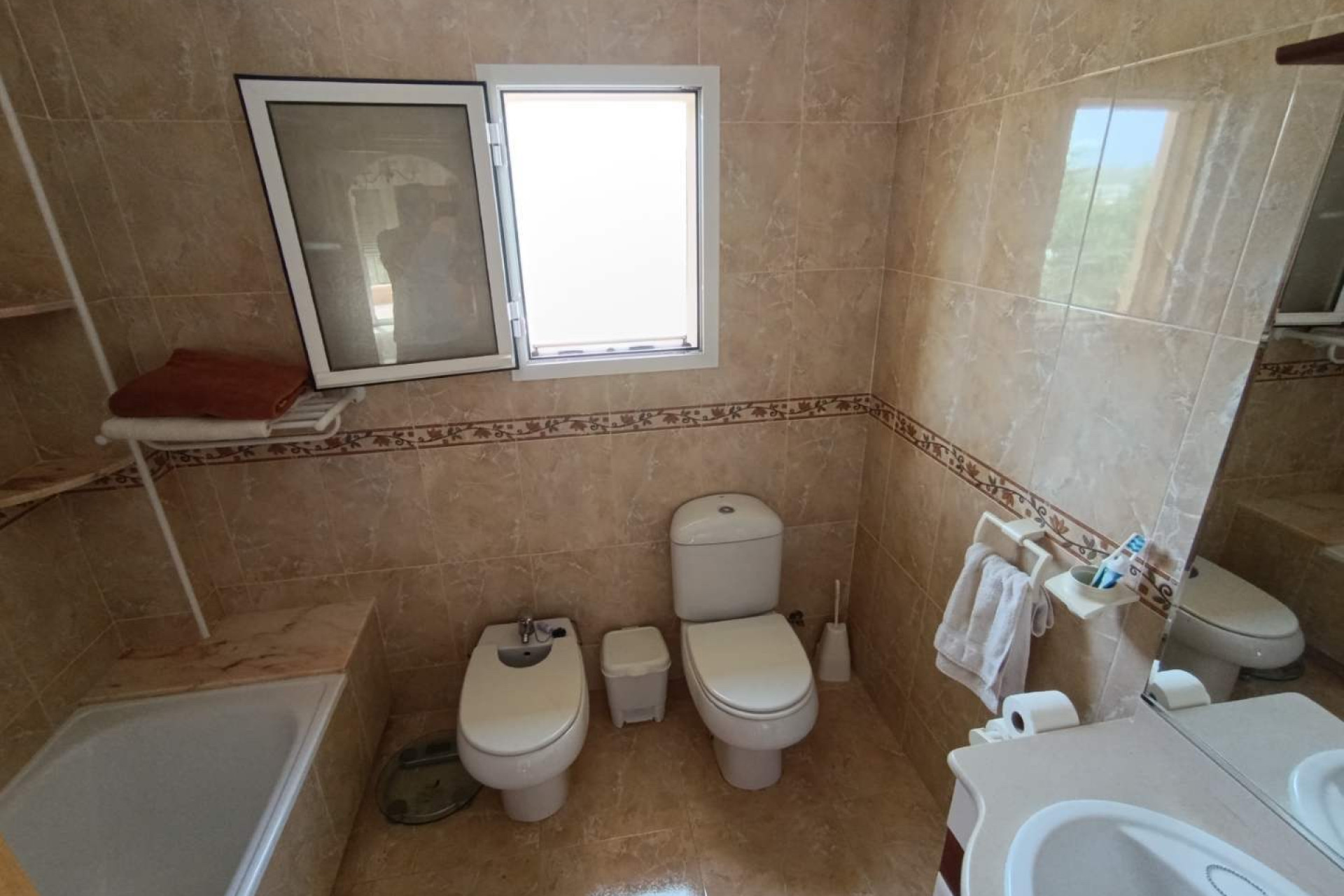 Revente - Villa -
Hondón de las Nieves - HONDON DE LAS NIEVES