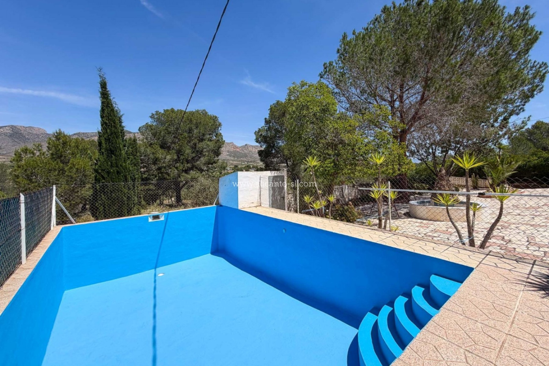 Revente - Villa -
Hondón de las Nieves - HONDON DE LAS NIEVES