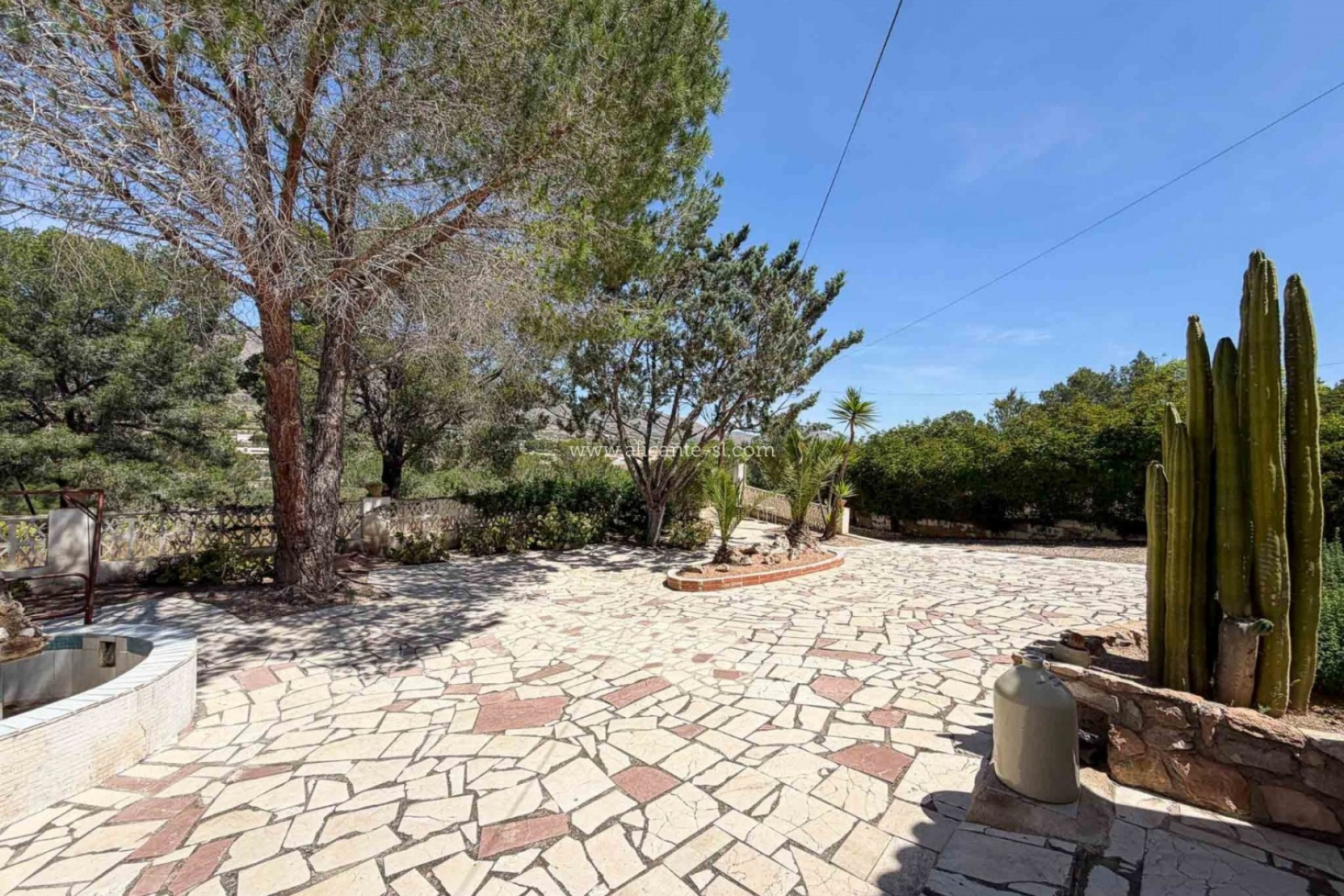 Revente - Villa -
Hondón de las Nieves - HONDON DE LAS NIEVES