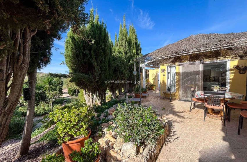 Revente - Villa -
Hondón de las Nieves - HONDON DE LAS NIEVES