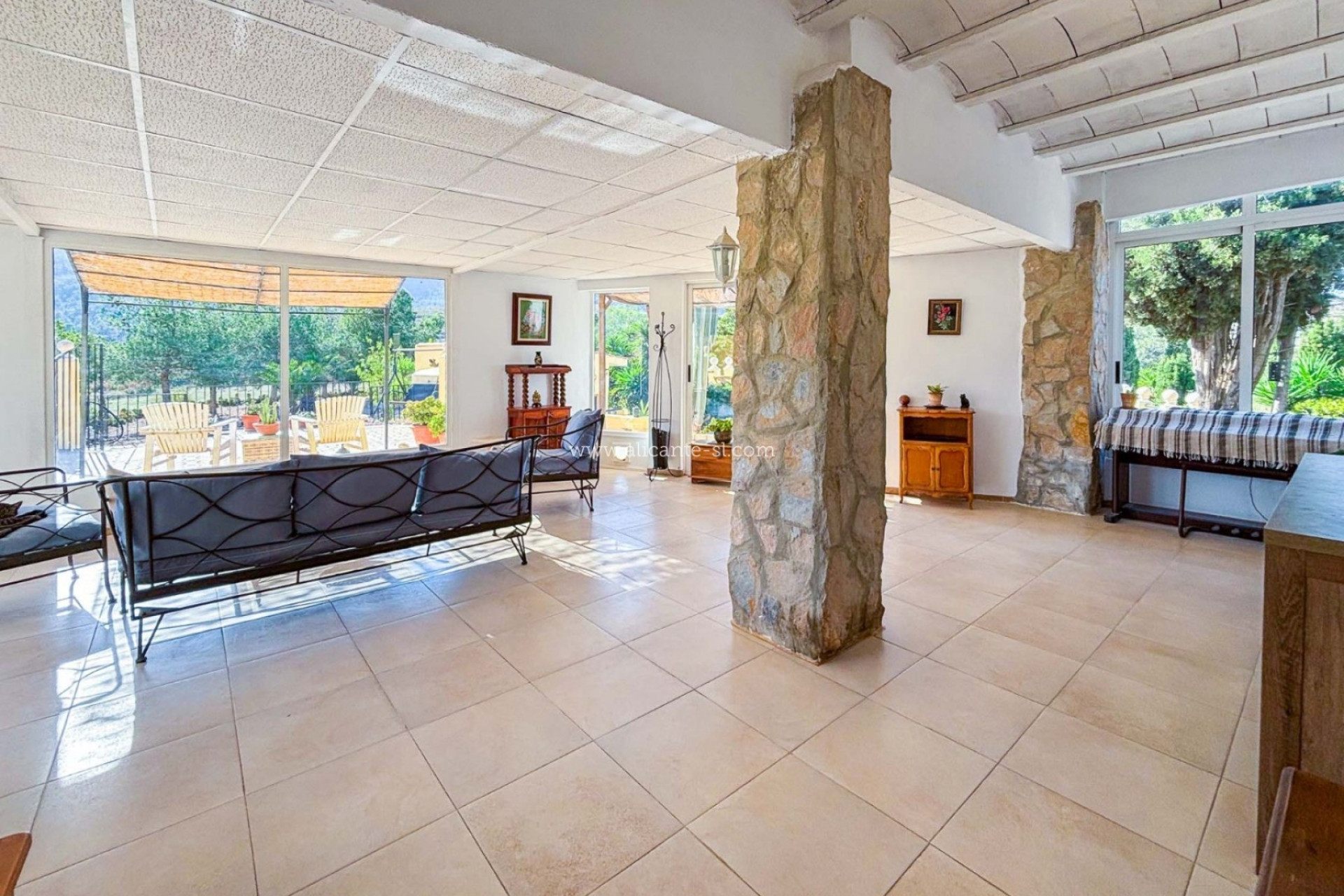 Revente - Villa -
Hondón de las Nieves - HONDON DE LAS NIEVES