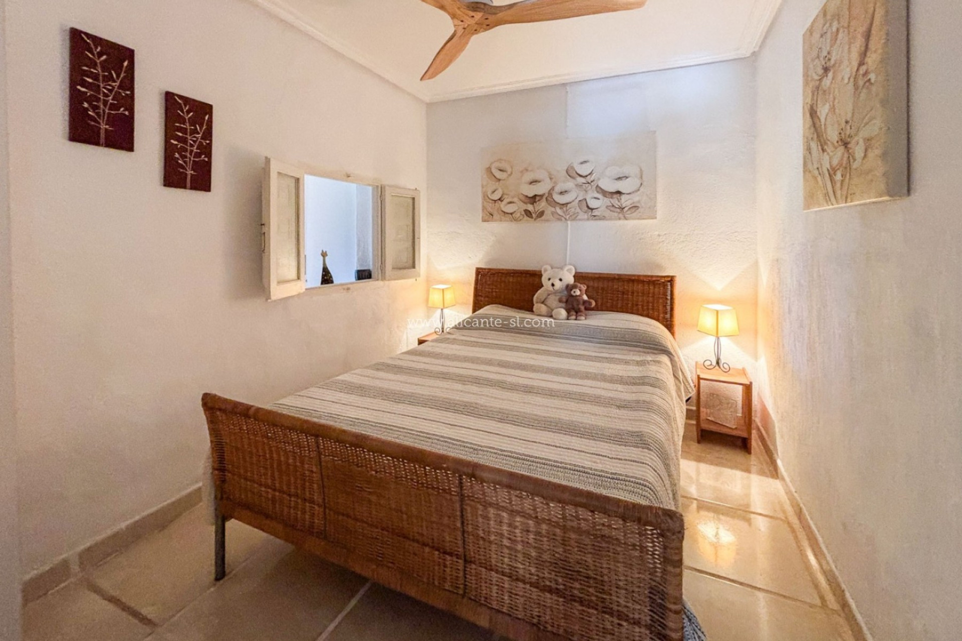 Revente - Villa -
Hondón de las Nieves - HONDON DE LAS NIEVES