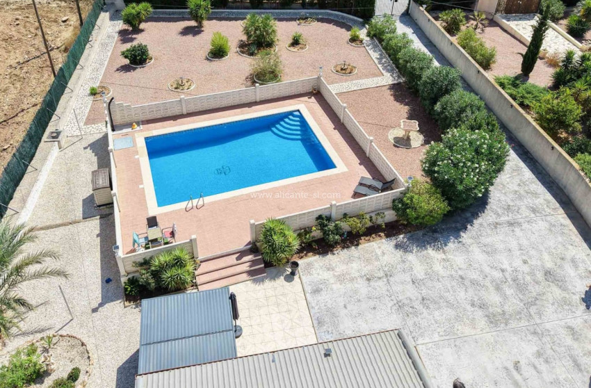 Revente - Villa -
Hondón de las Nieves - HONDON DE LAS NIEVES