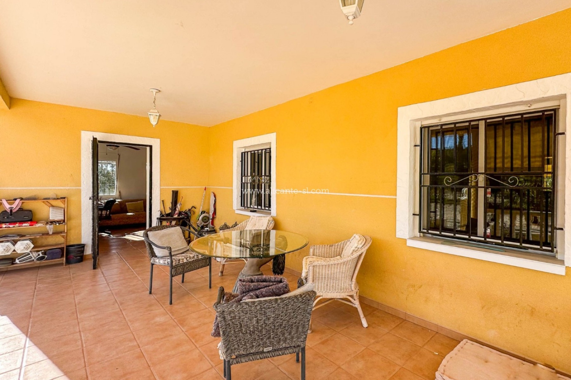 Revente - Villa -
Hondón de las Nieves - Pueblo