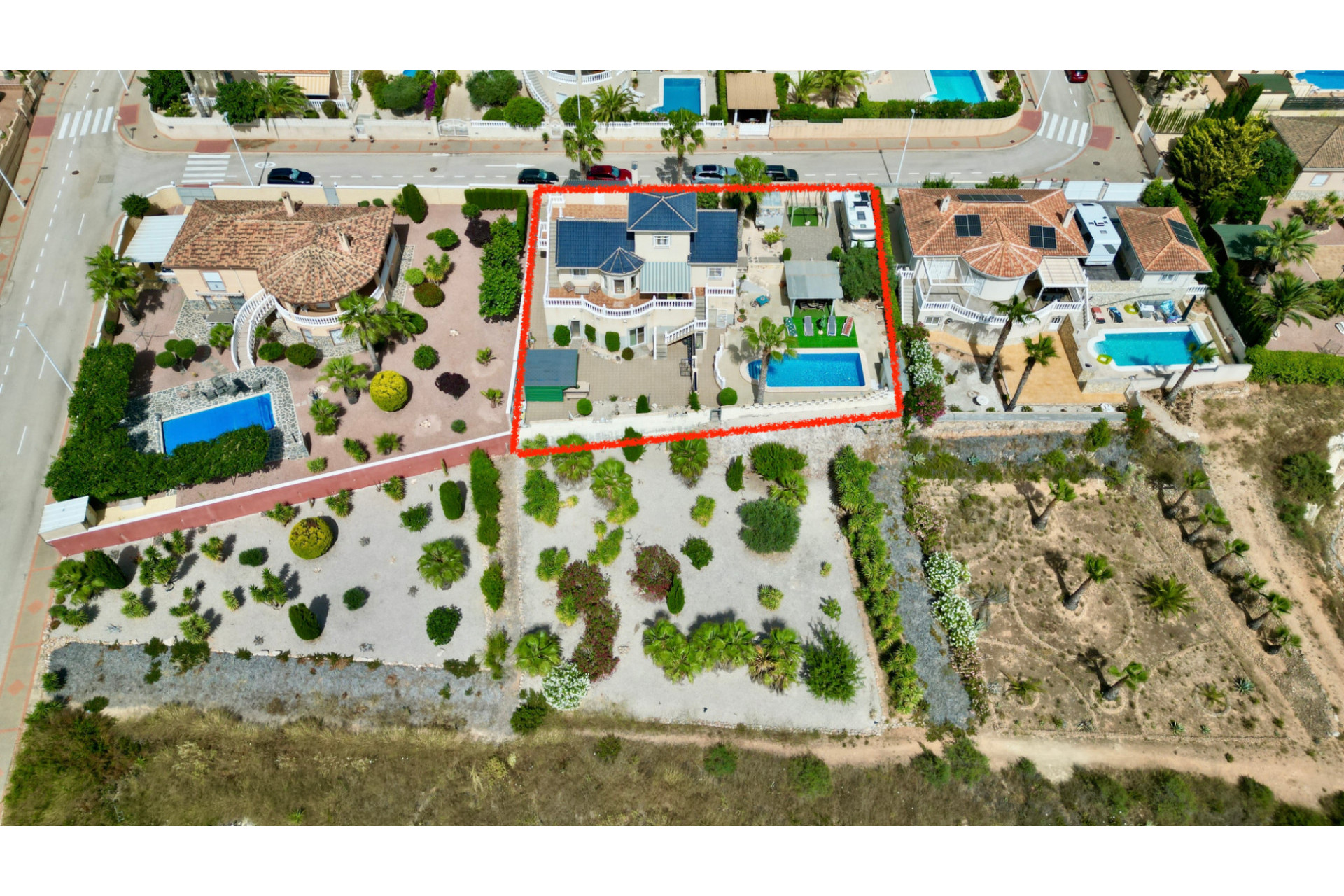 Revente - Villa -
Hondón de las Nieves