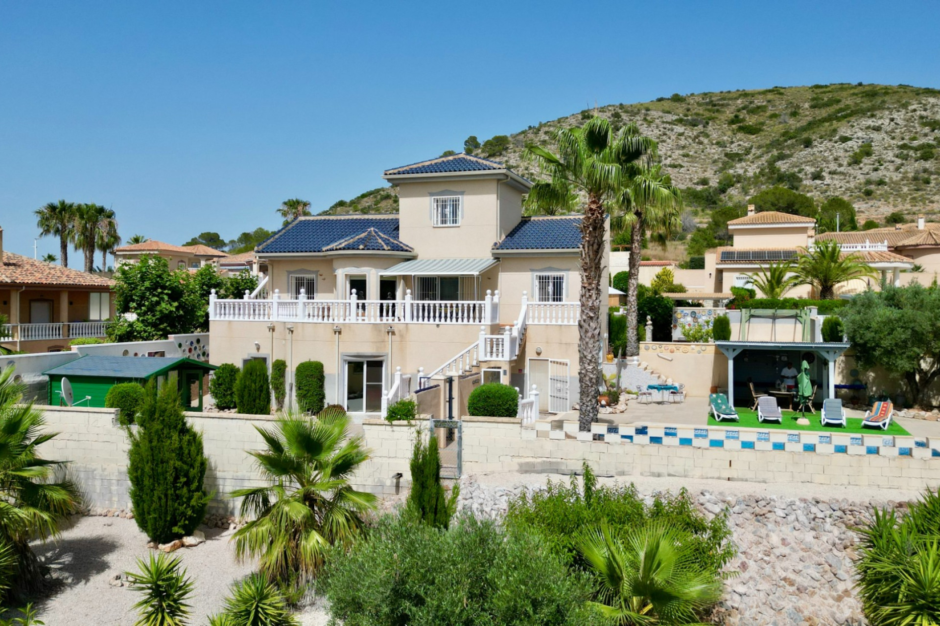 Revente - Villa -
Hondón de las Nieves