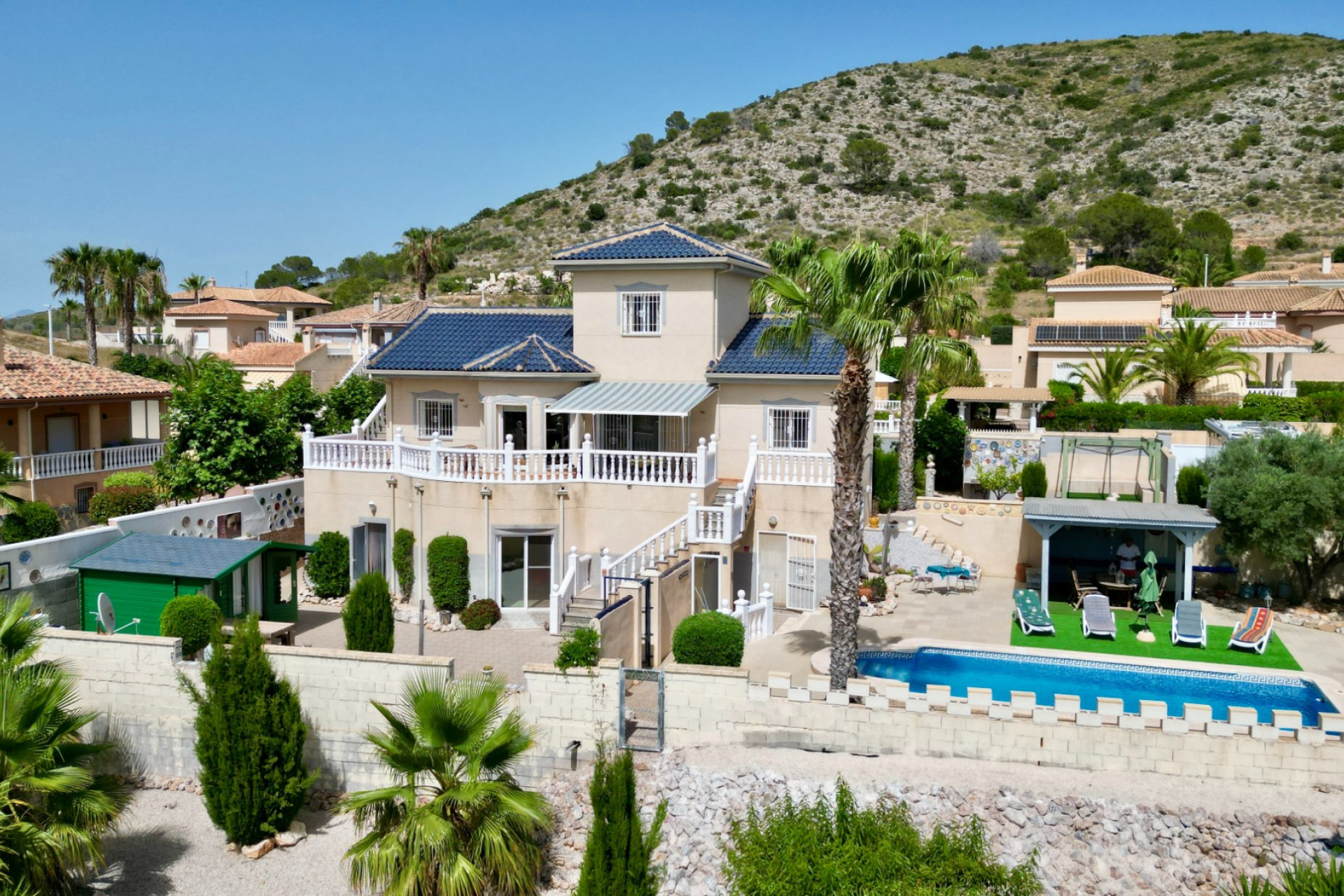 Revente - Villa -
Hondón de las Nieves