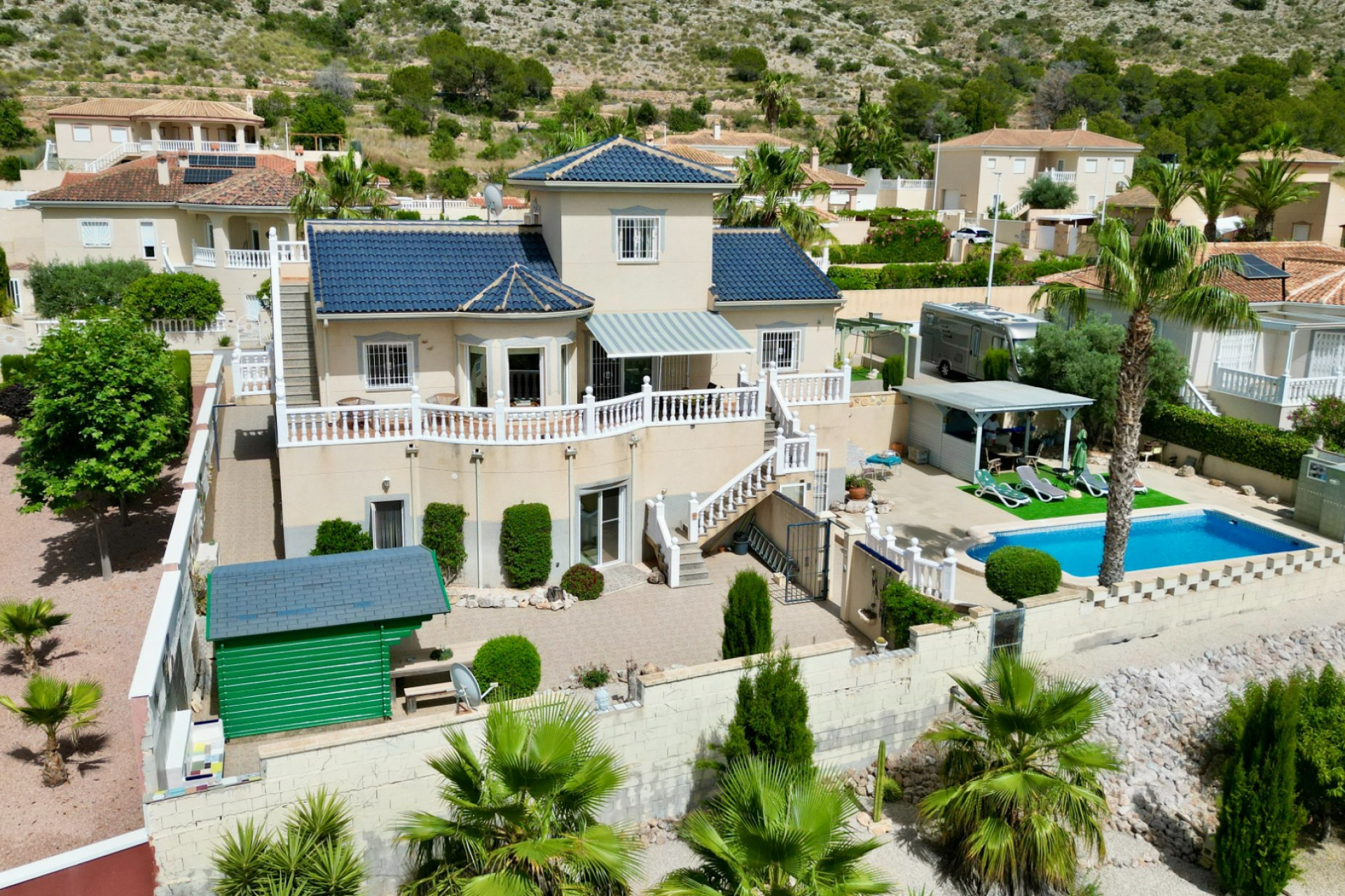 Revente - Villa -
Hondón de las Nieves
