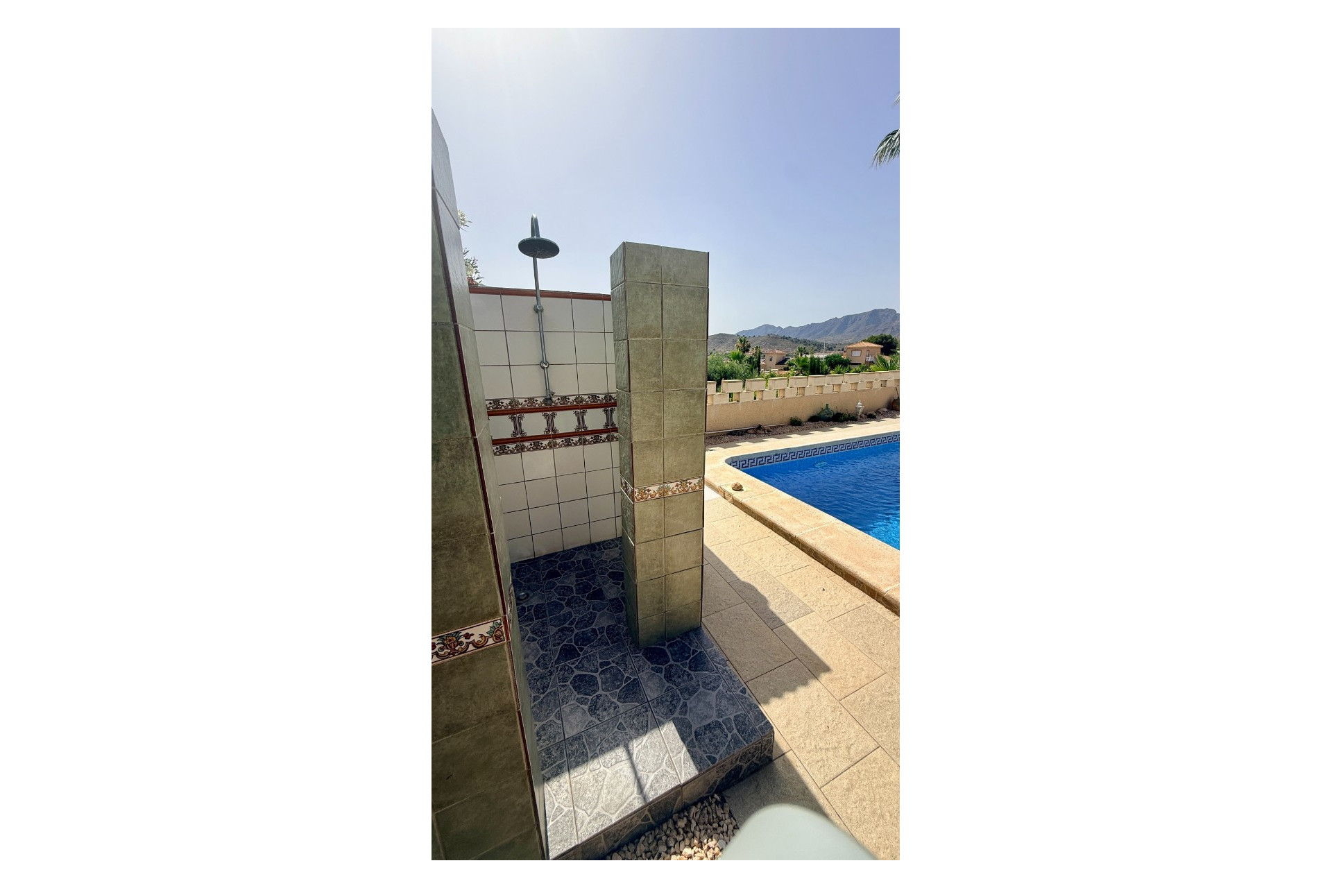 Revente - Villa -
Hondón de las Nieves