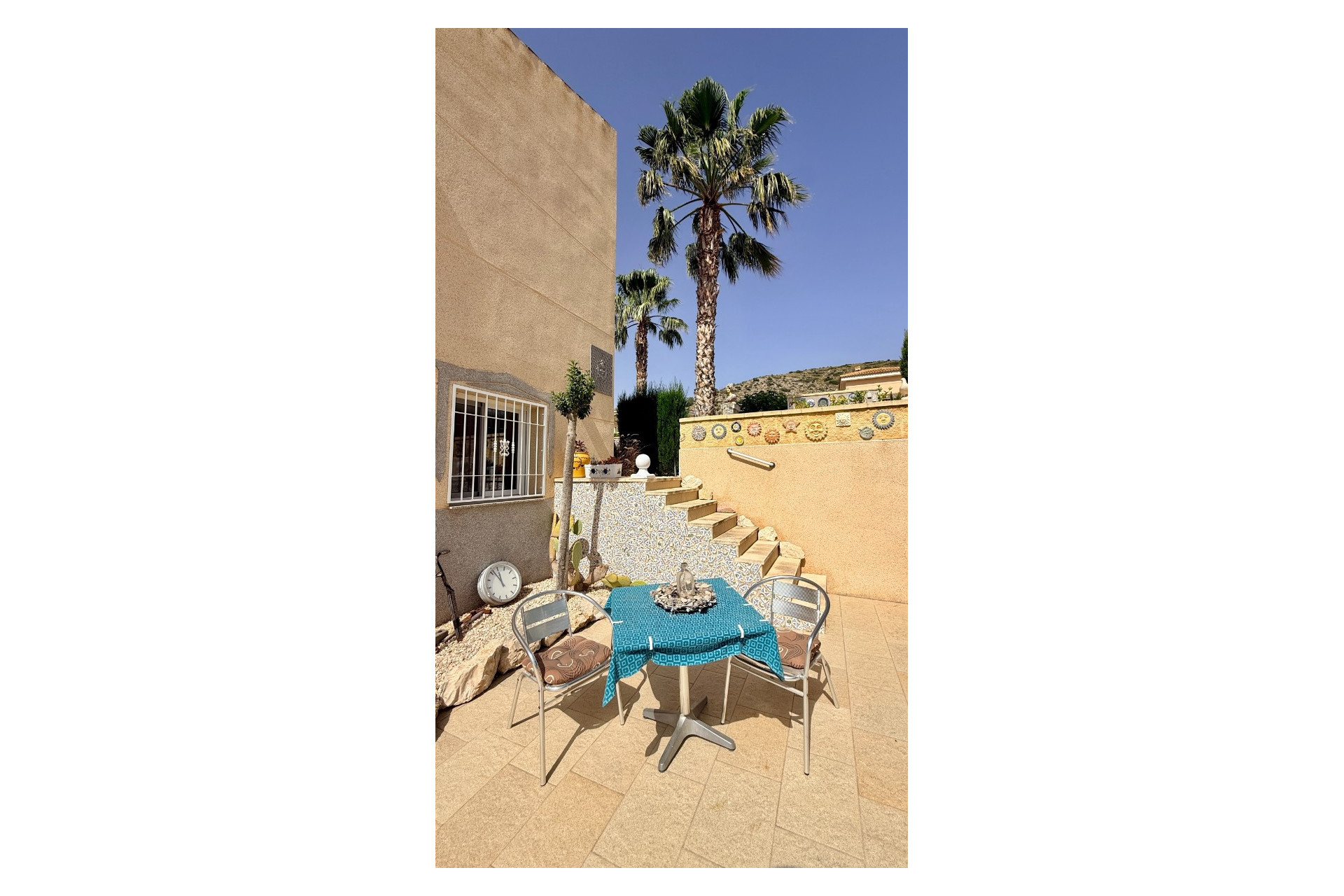 Revente - Villa -
Hondón de las Nieves