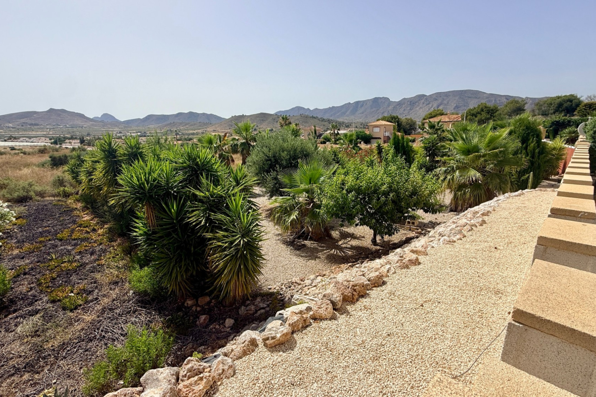 Revente - Villa -
Hondón de las Nieves