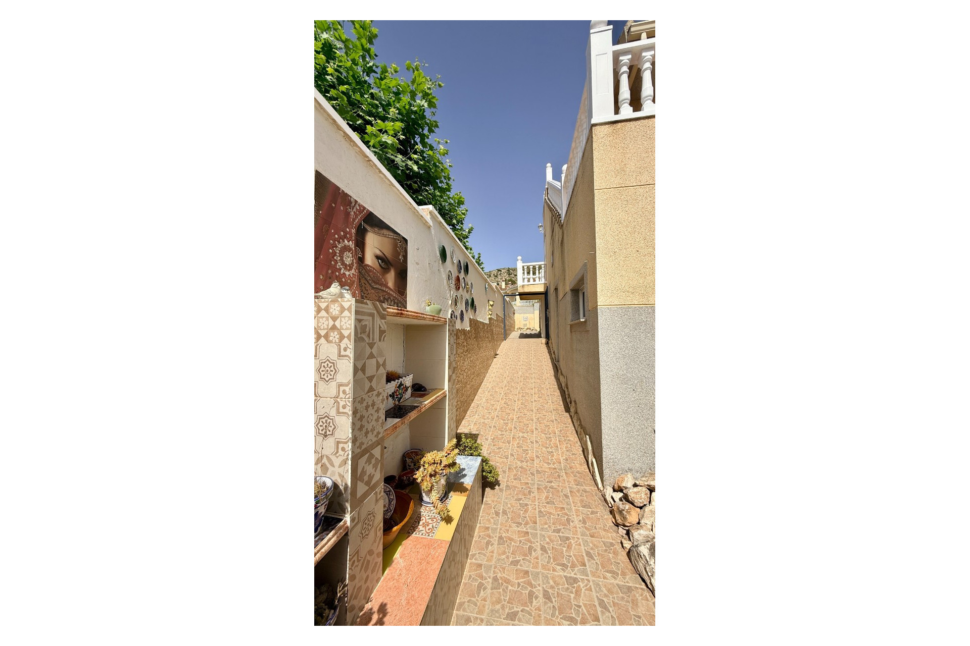Revente - Villa -
Hondón de las Nieves