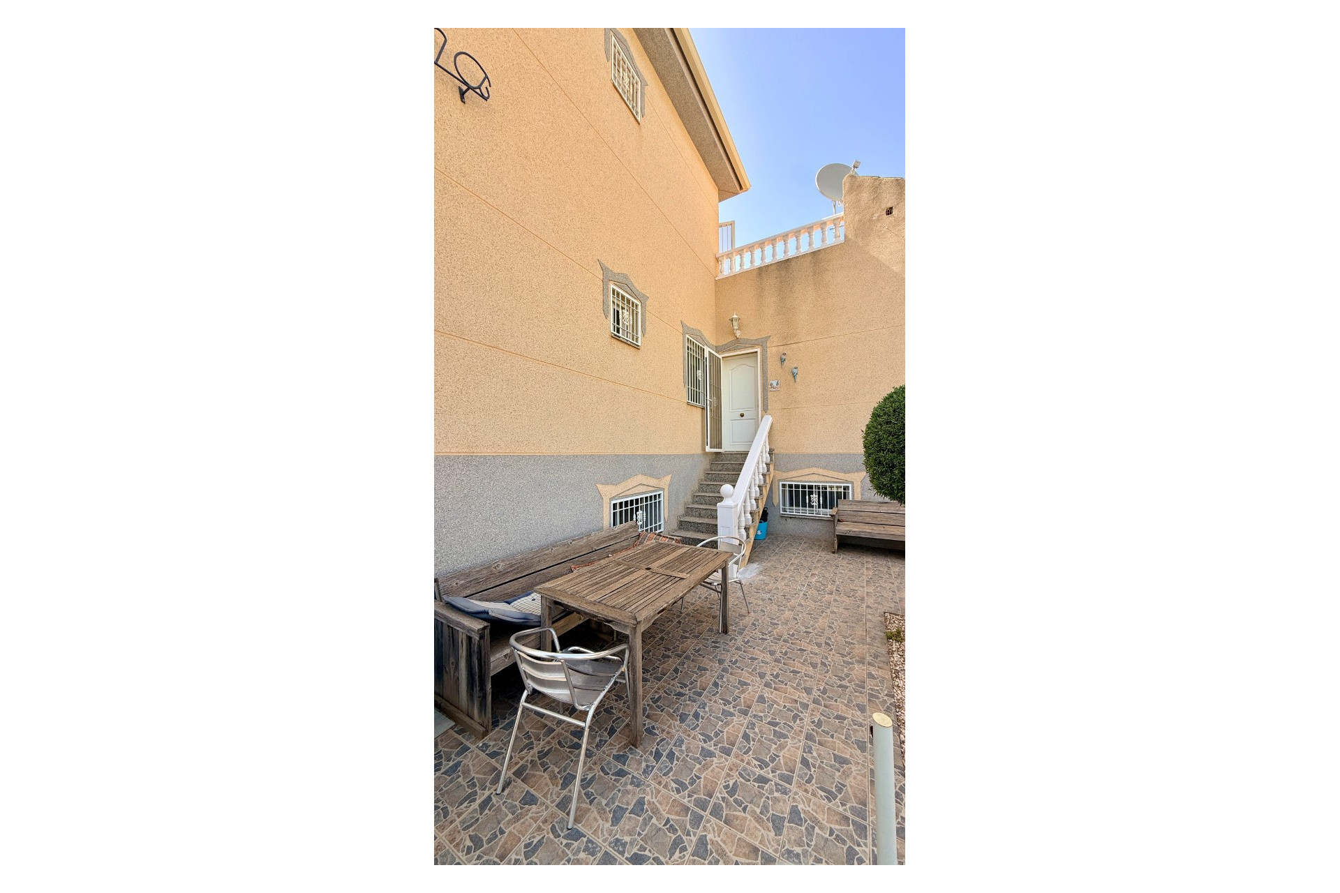 Revente - Villa -
Hondón de las Nieves