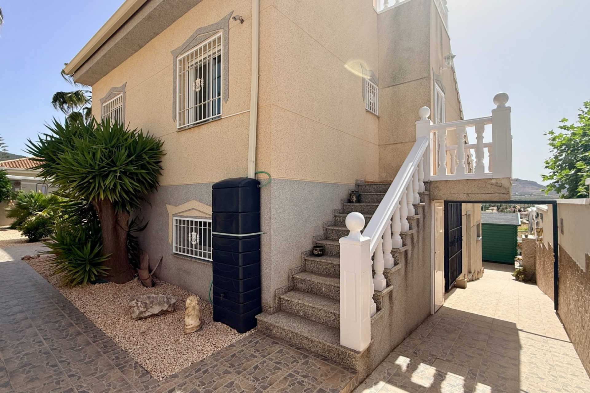 Revente - Villa -
Hondón de las Nieves