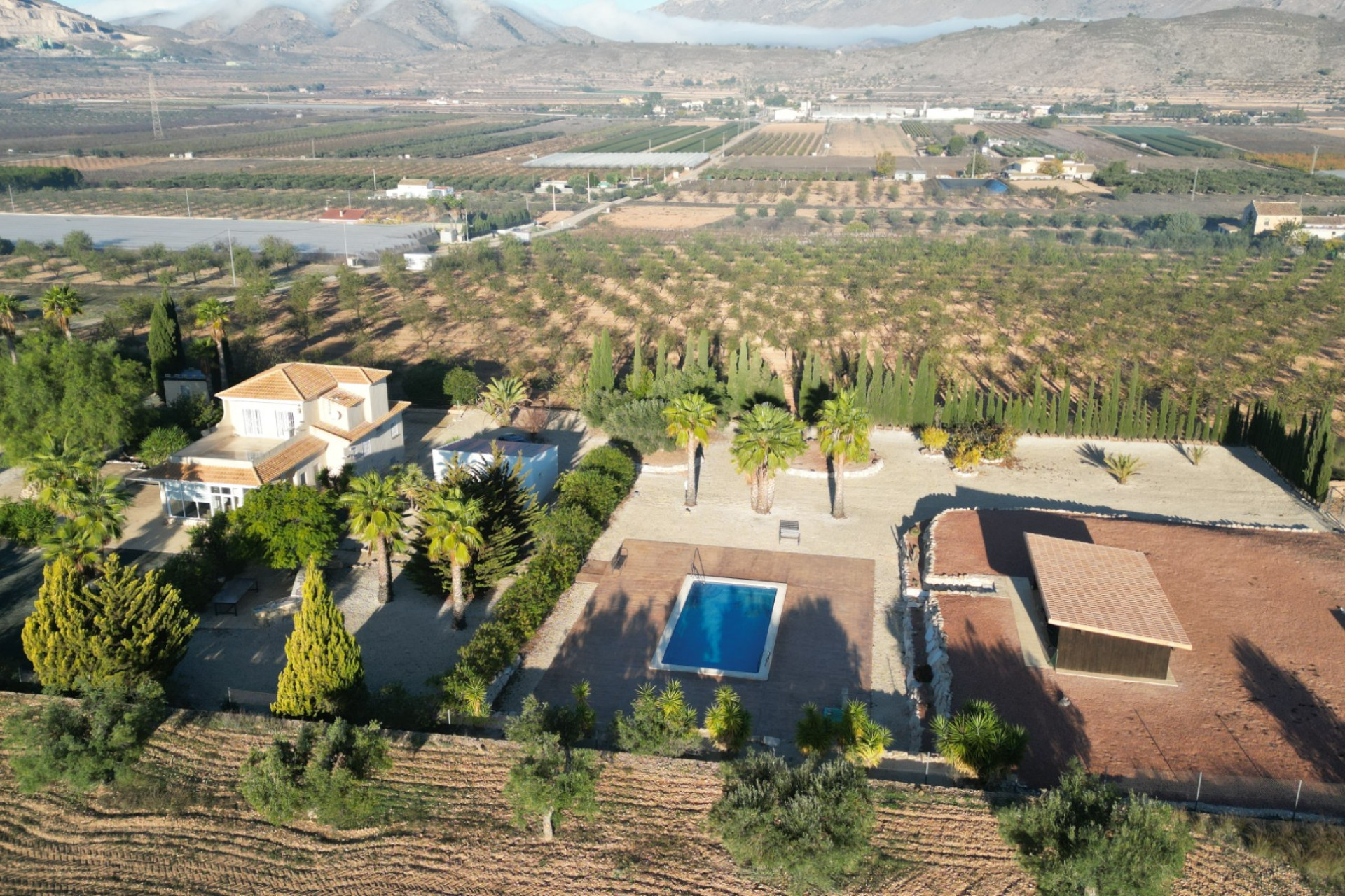 Revente - Villa -
Hondón de las Nieves