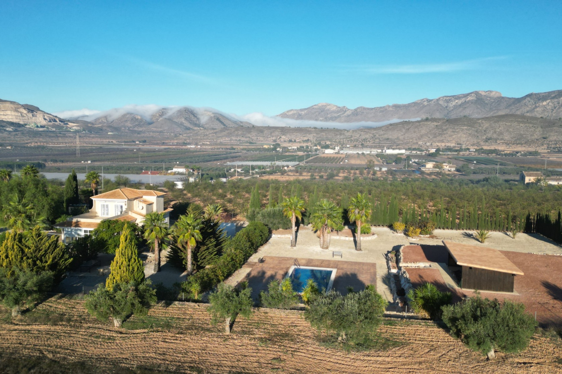 Revente - Villa -
Hondón de las Nieves
