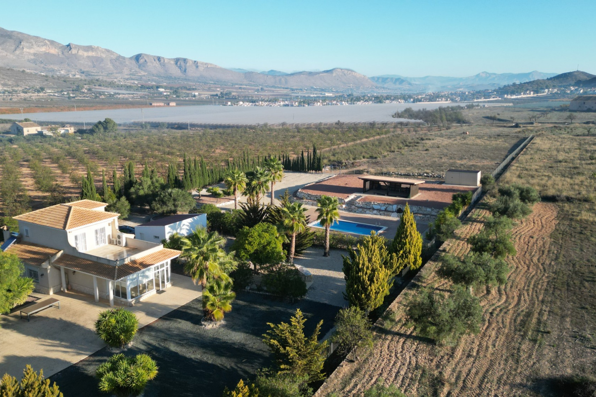 Revente - Villa -
Hondón de las Nieves