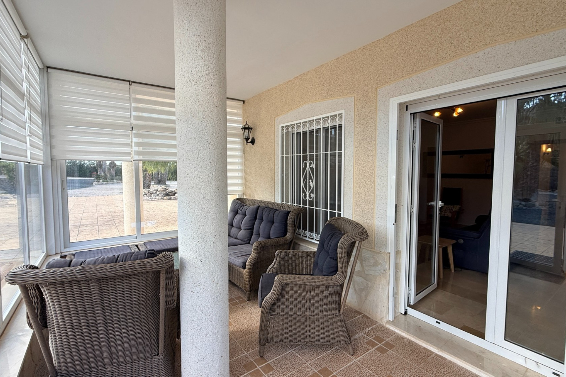 Revente - Villa -
Hondón de las Nieves
