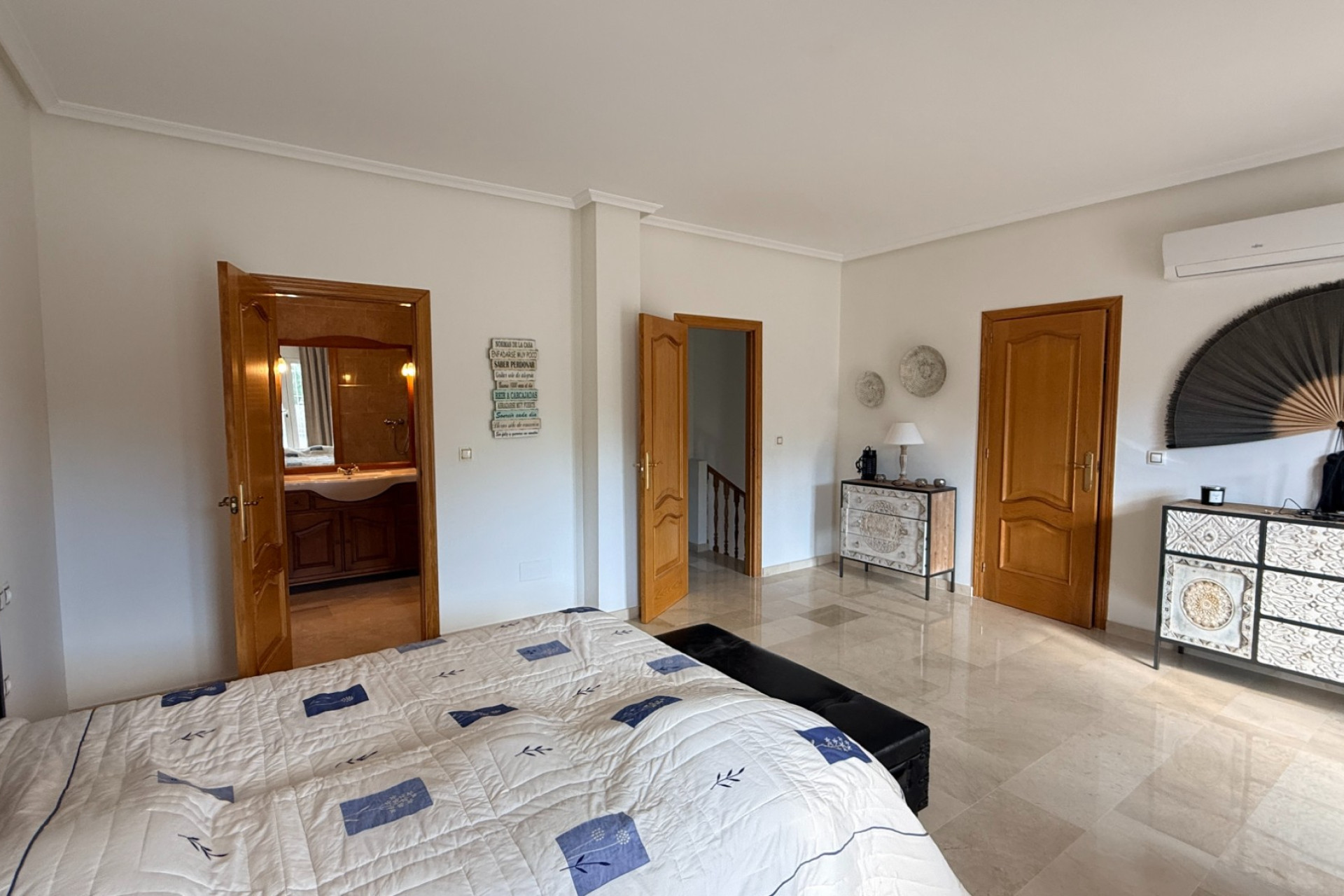 Revente - Villa -
Hondón de las Nieves