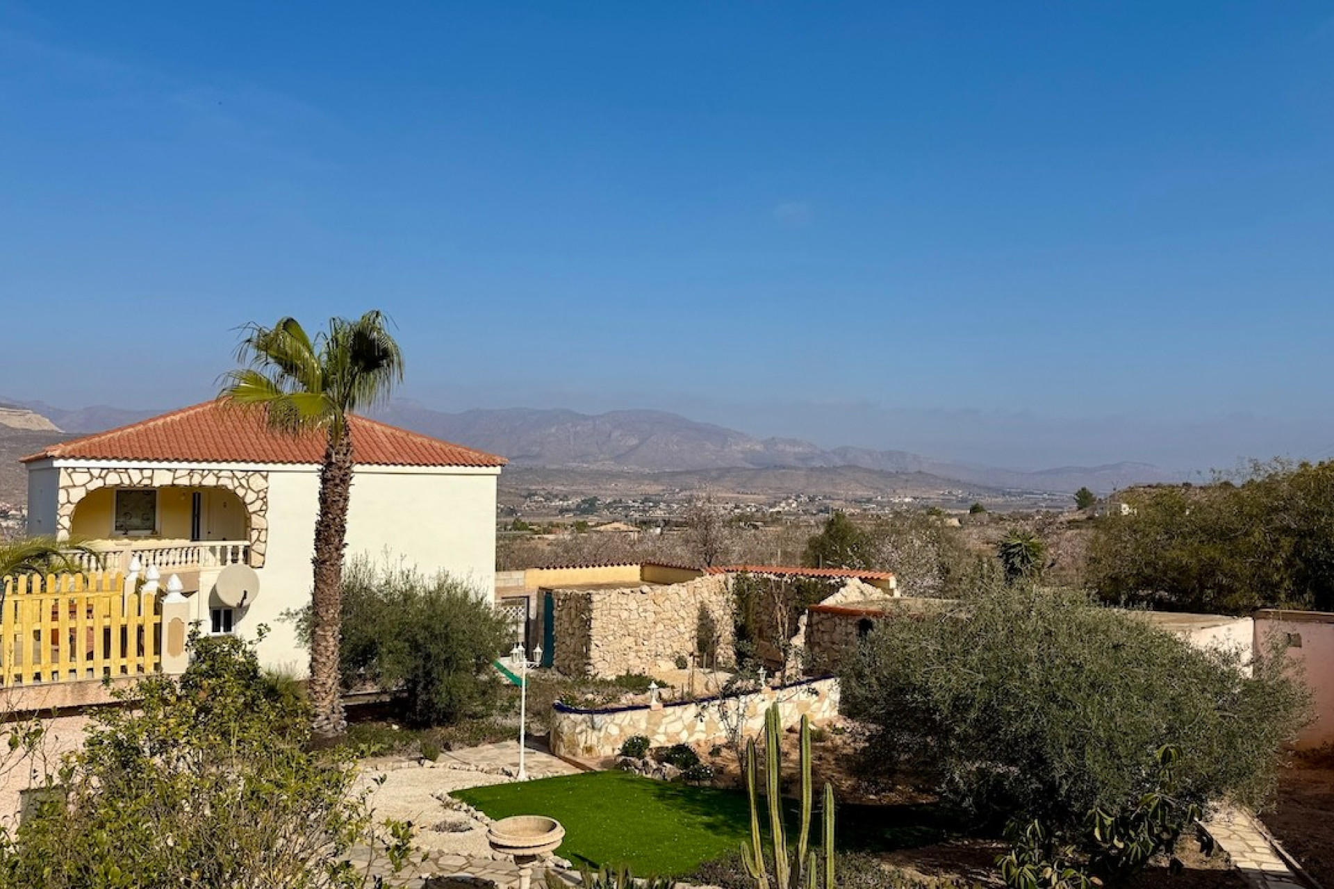 Revente - Villa -
Hondón de los Fráiles