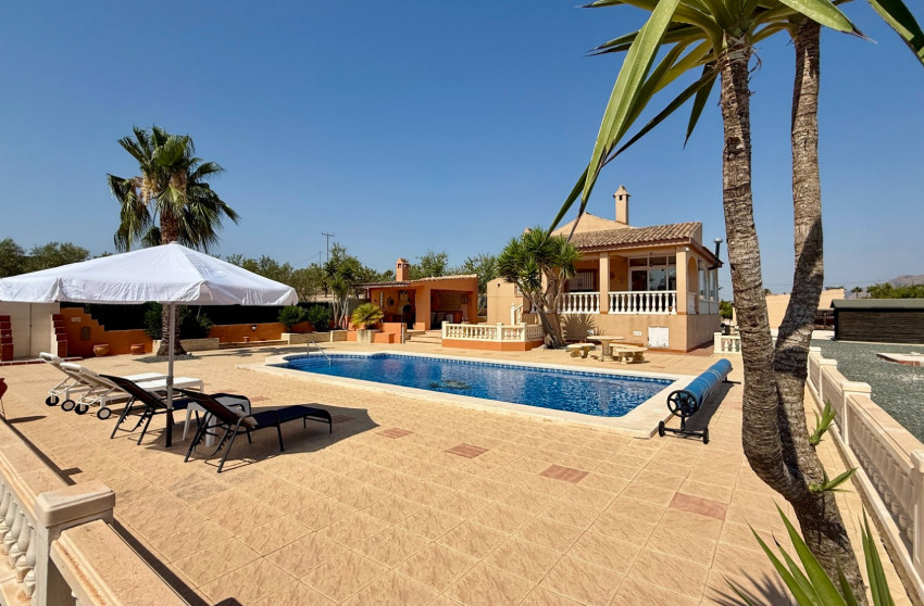 Revente - Villa -
Hondón de los Fráiles