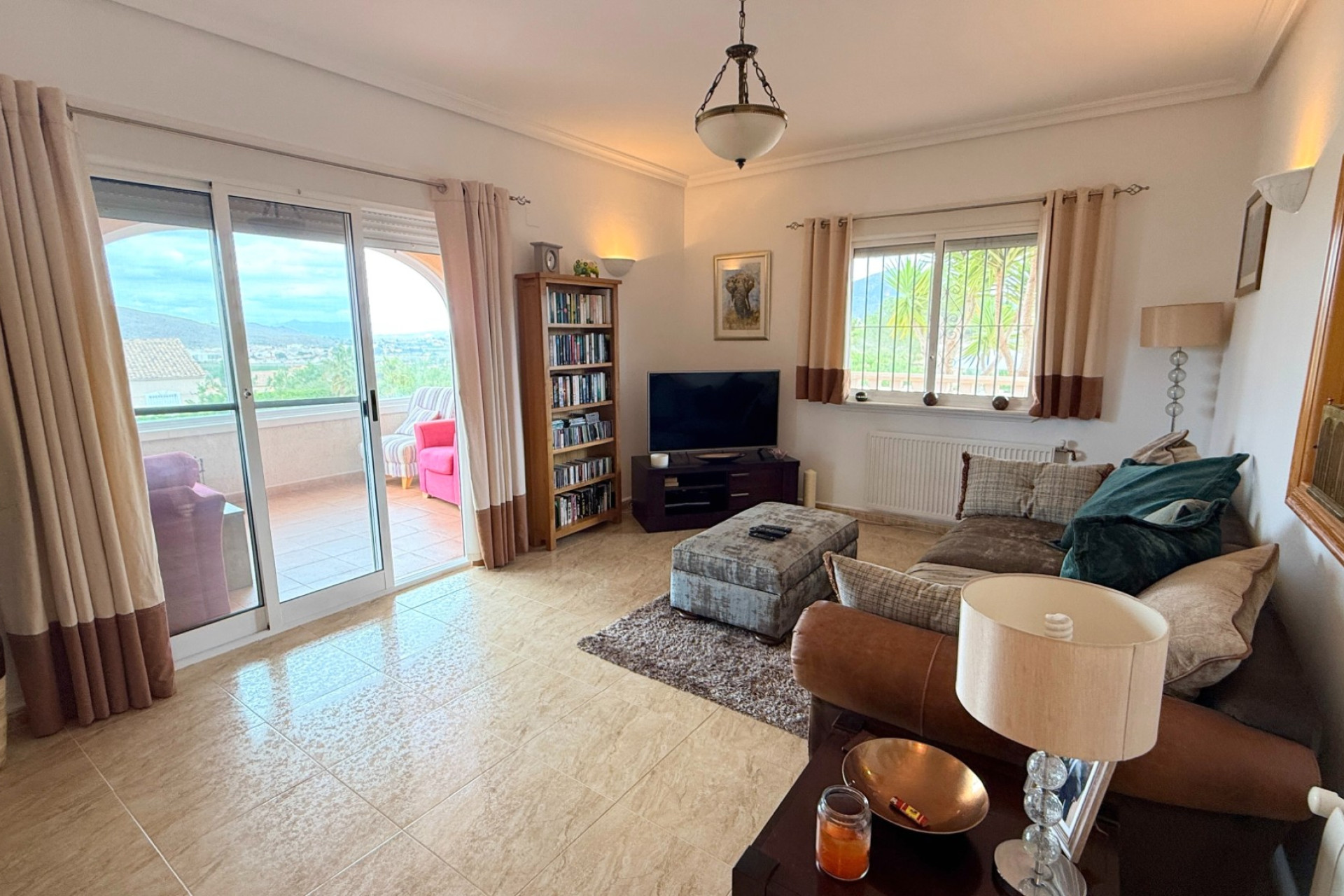 Revente - Villa -
Hondón de los Fráiles