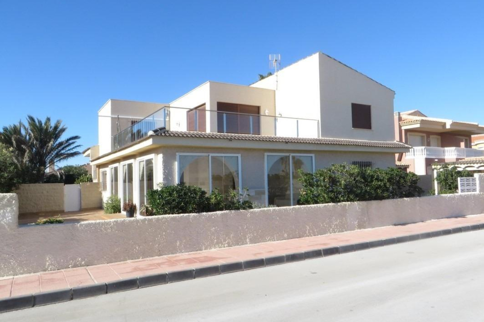Revente - Villa -
La Manga del Mar Menor - Playa De Las Gaviotas-el Pedrucho