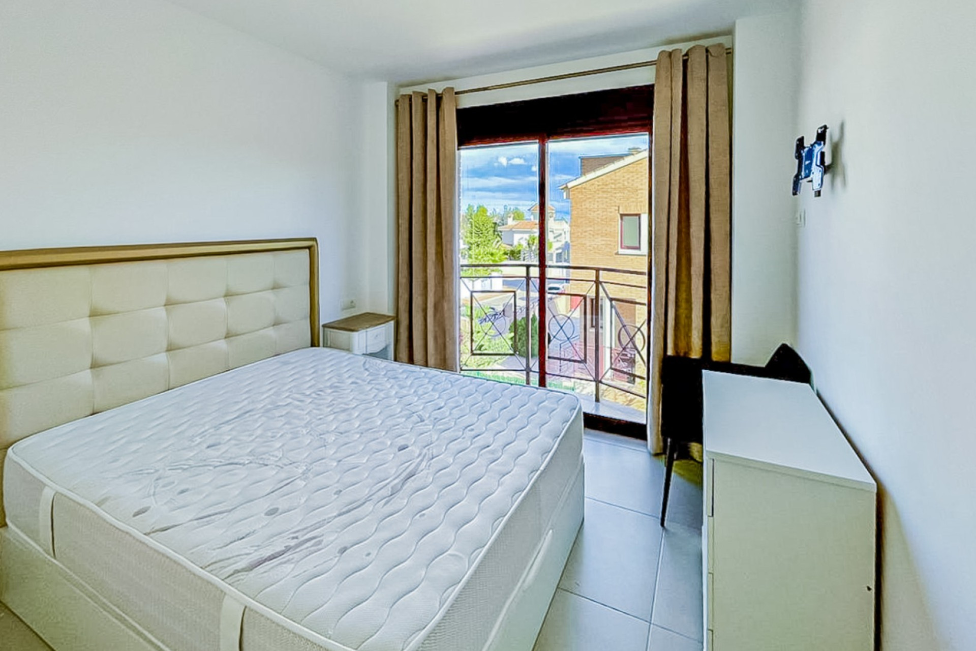 Revente - Villa -
La Nucía - Montebello