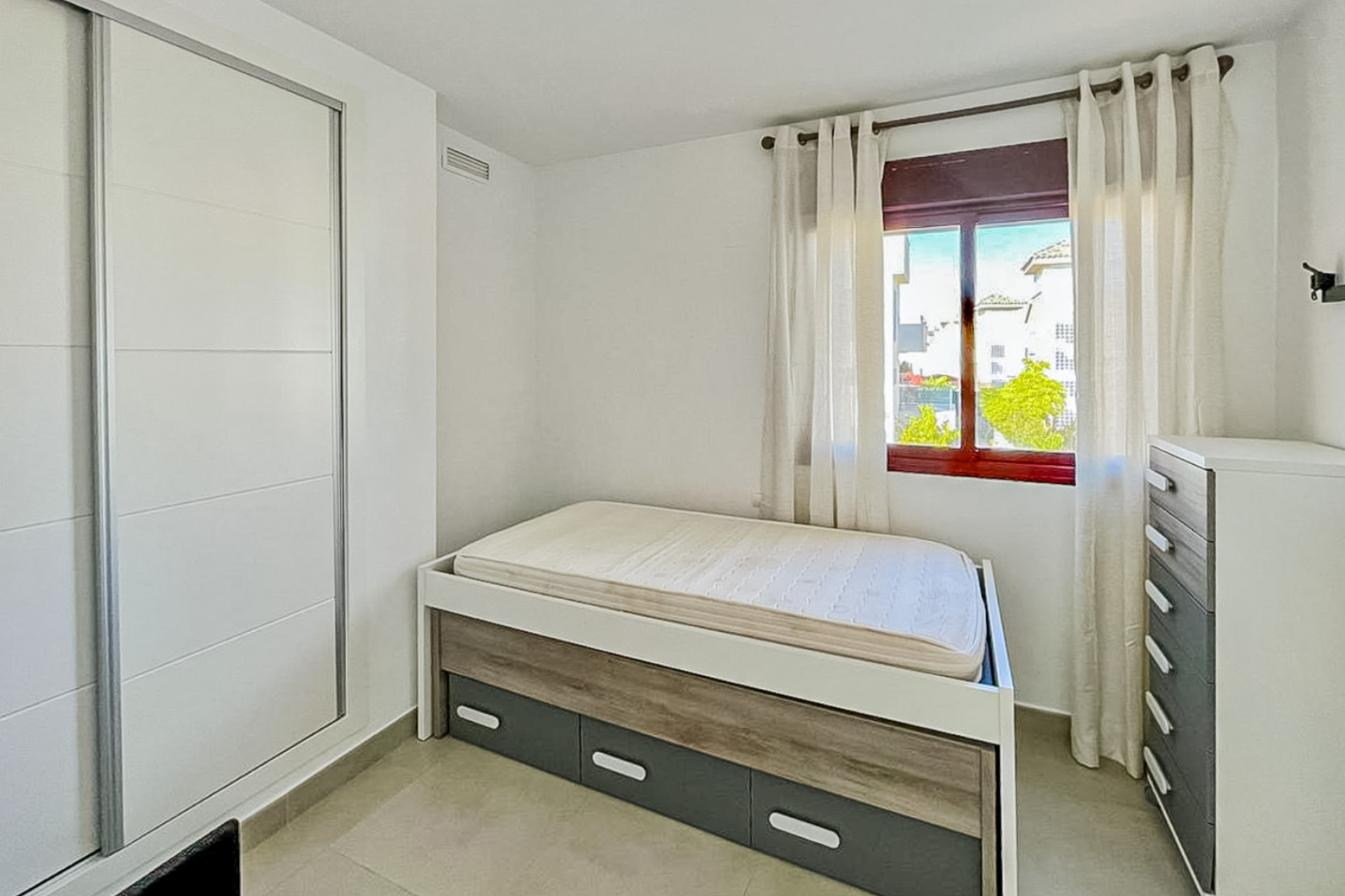 Revente - Villa -
La Nucía - Montebello