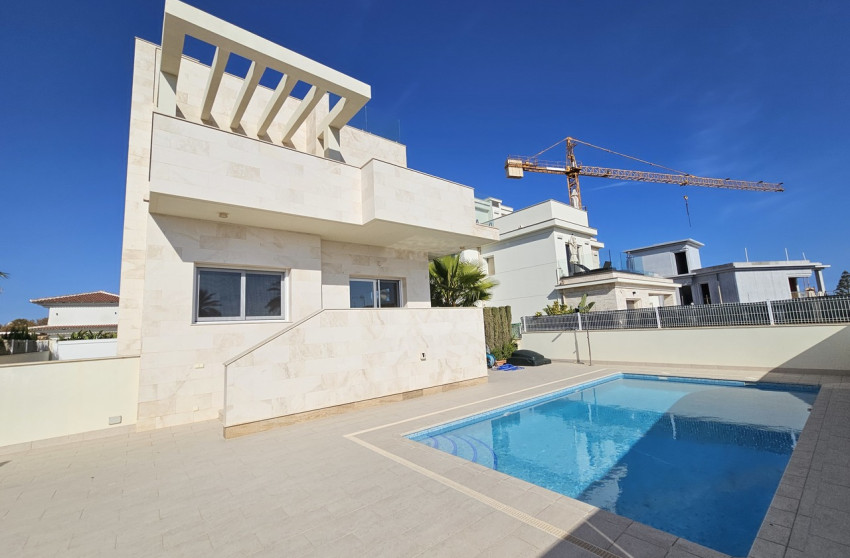 Revente - Villa -
La Zenia