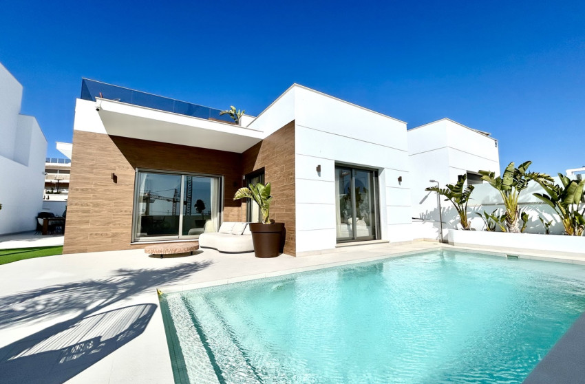 Revente - Villa -
Las Filipinas