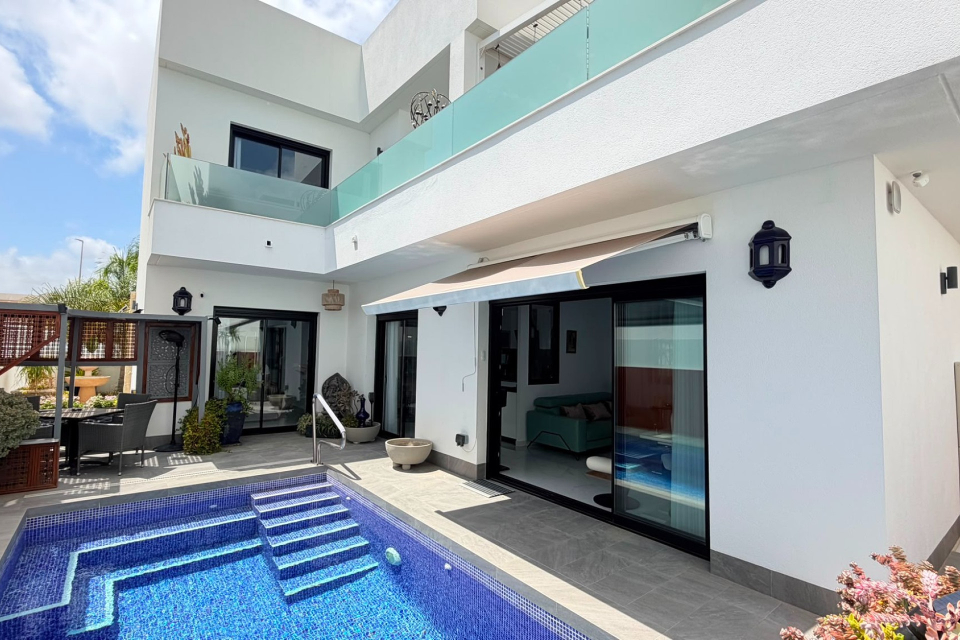 Revente - Villa -
Los Montesinos - La Herrada