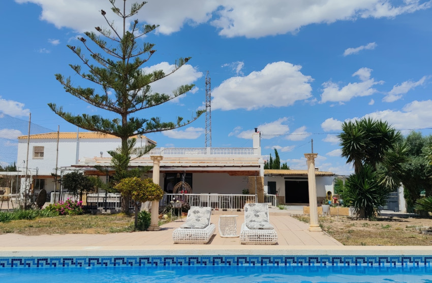 Revente - Villa -
Los Montesinos