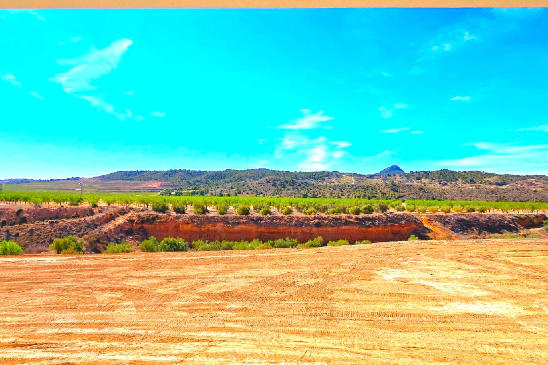 Revente - Villa -
Macisvenda - Inland