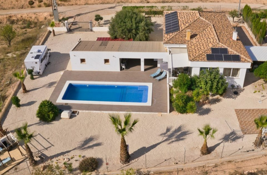 Revente - Villa -
Macisvenda - MACISVENDA