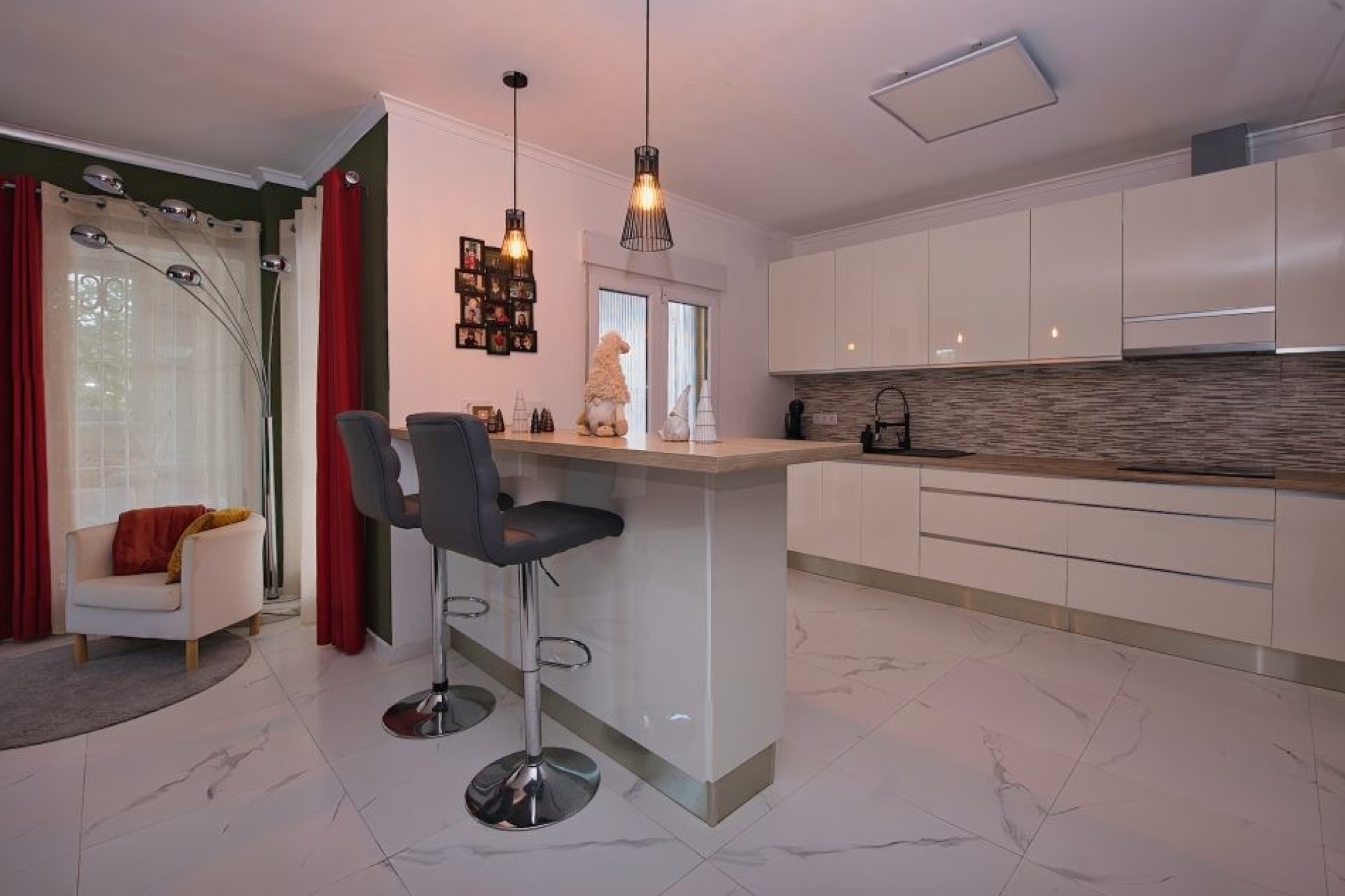 Revente - Villa -
Macisvenda - MACISVENDA